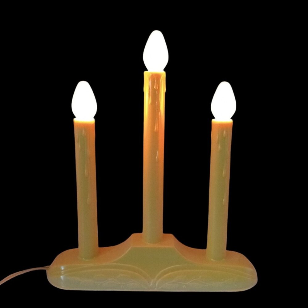 Noma 3 Light Candolier With Lamp & Cord Slim Line Base Design